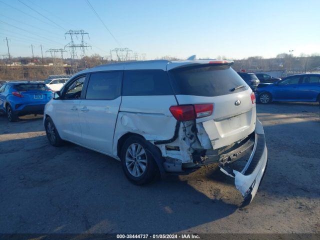 Photo 2 VIN: KNDMB5C19F6058028 - KIA SEDONA 