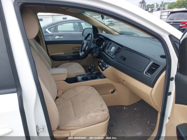 Photo 4 VIN: KNDMB5C19G6082928 - KIA SEDONA 