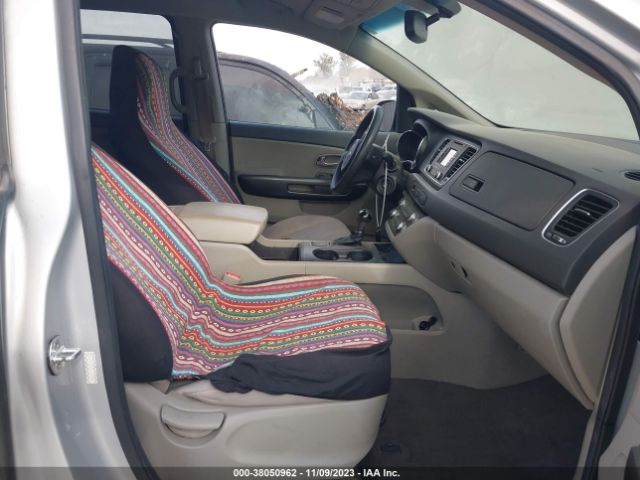 Photo 4 VIN: KNDMB5C19G6124398 - KIA SEDONA 