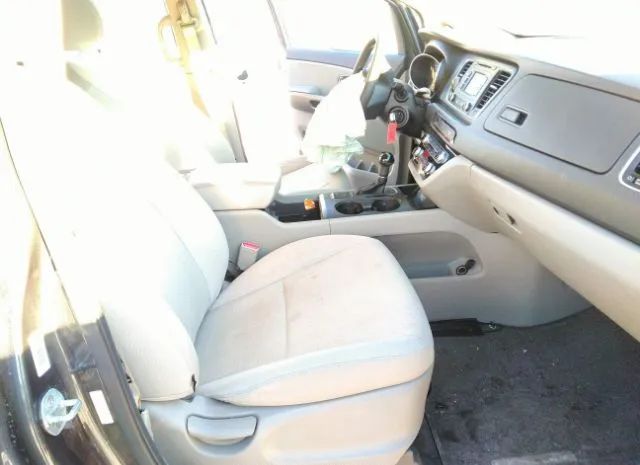 Photo 4 VIN: KNDMB5C19G6191857 - KIA SEDONA LX 