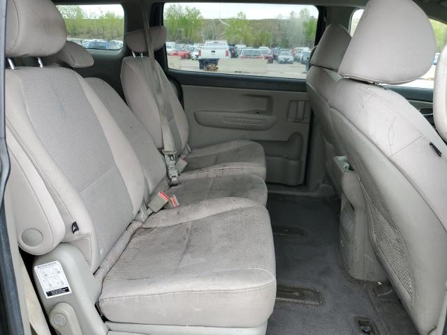 Photo 10 VIN: KNDMB5C19H6218685 - KIA SEDONA LX 