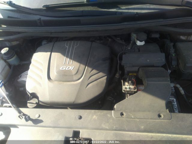 Photo 9 VIN: KNDMB5C19H6228858 - KIA SEDONA 