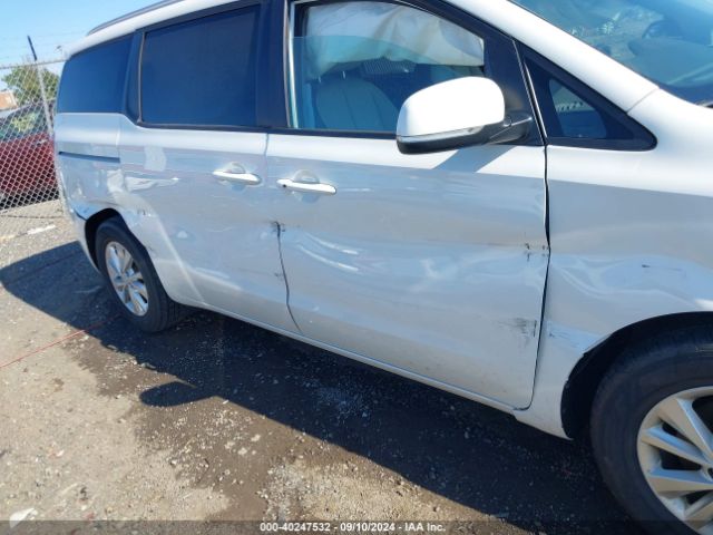 Photo 5 VIN: KNDMB5C19H6310153 - KIA SEDONA 