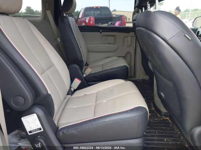 Photo 7 VIN: KNDMB5C19L6575485 - KIA SEDONA 