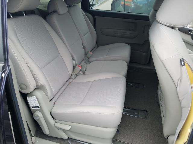 Photo 5 VIN: KNDMB5C19M6671716 - KIA SEDONA LX 