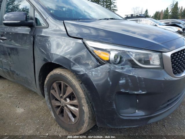 Photo 5 VIN: KNDMB5C1XF6062654 - KIA SEDONA 