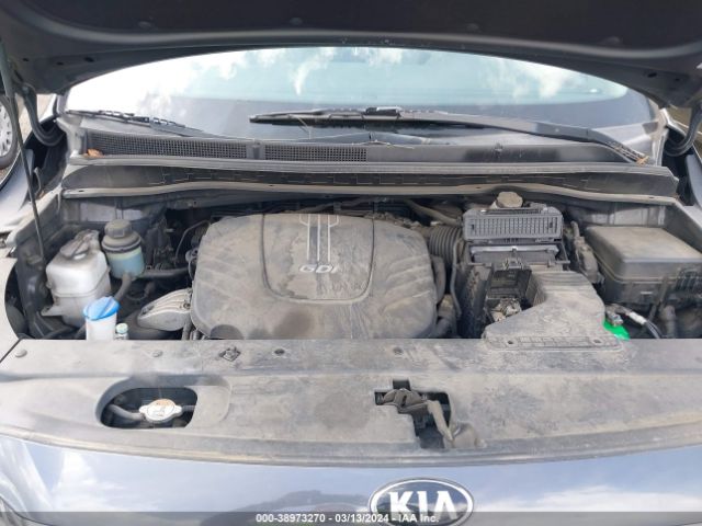 Photo 9 VIN: KNDMB5C1XF6062654 - KIA SEDONA 