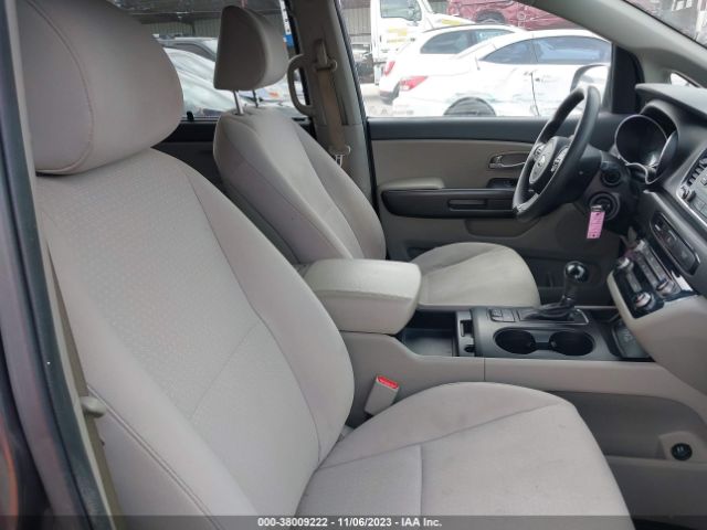 Photo 4 VIN: KNDMB5C1XG6089273 - KIA SEDONA 