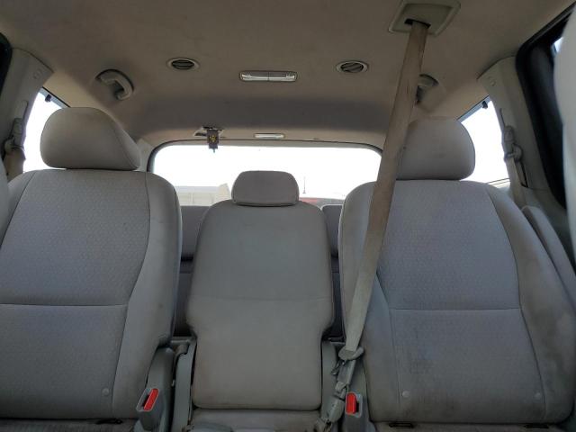 Photo 9 VIN: KNDMB5C1XG6161749 - KIA SEDONA LX 