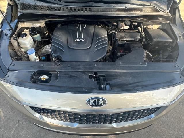 Photo 6 VIN: KNDMB5C1XG6164991 - KIA SEDONA LX 