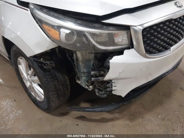 Photo 5 VIN: KNDMB5C1XG6188062 - KIA SEDONA 