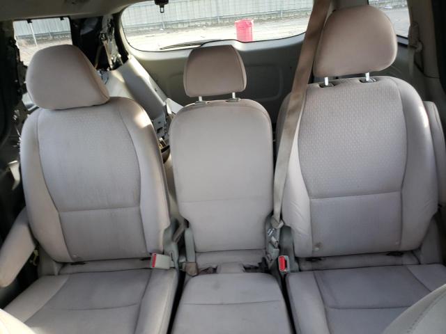 Photo 9 VIN: KNDMB5C1XG6197473 - KIA SEDONA LX 