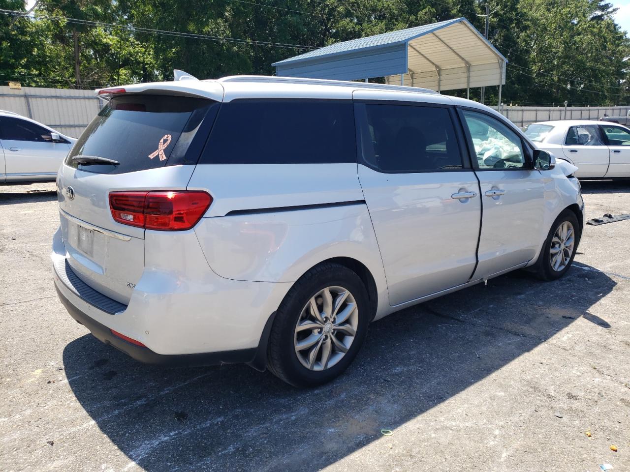 Photo 2 VIN: KNDMB5C1XK6541800 - KIA SEDONA 