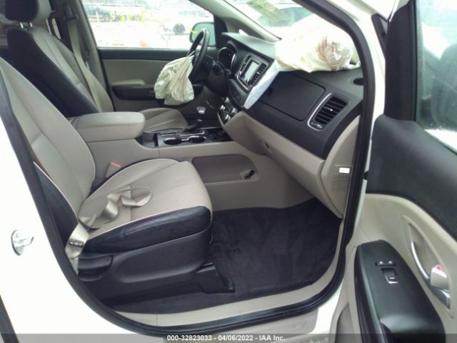 Photo 4 VIN: KNDMB5C1XL6639677 - KIA SEDONA 