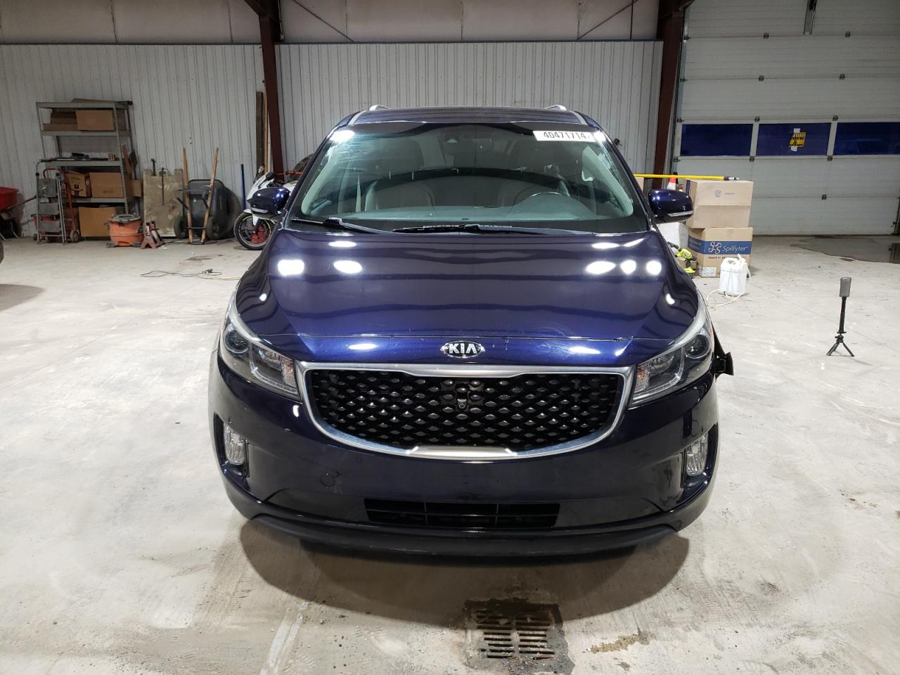 Photo 4 VIN: KNDMC5C10J6351032 - KIA SEDONA 