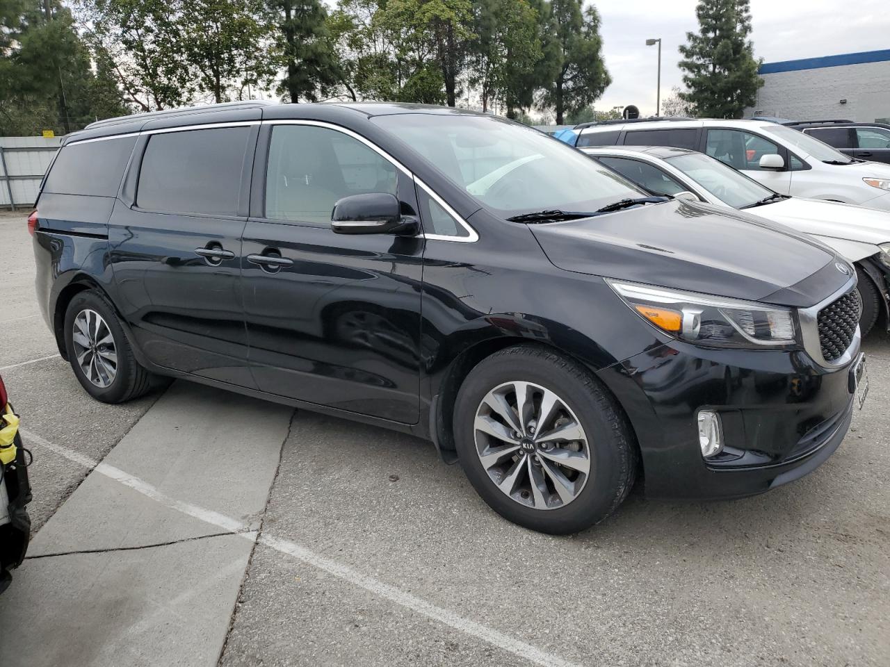 Photo 3 VIN: KNDMC5C12F6079073 - KIA SEDONA 