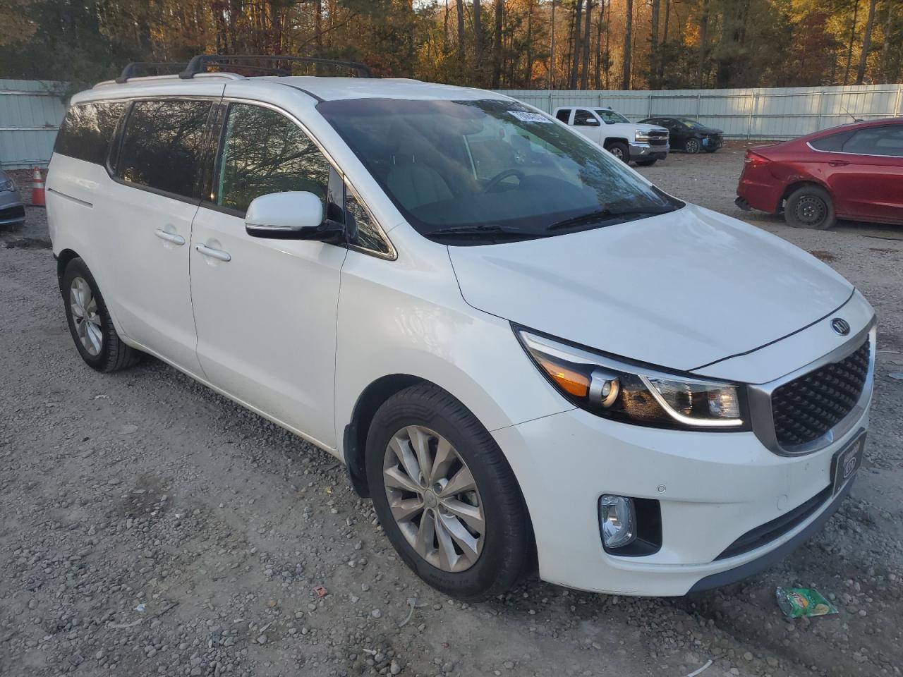 Photo 3 VIN: KNDMC5C13H6261626 - KIA SEDONA 