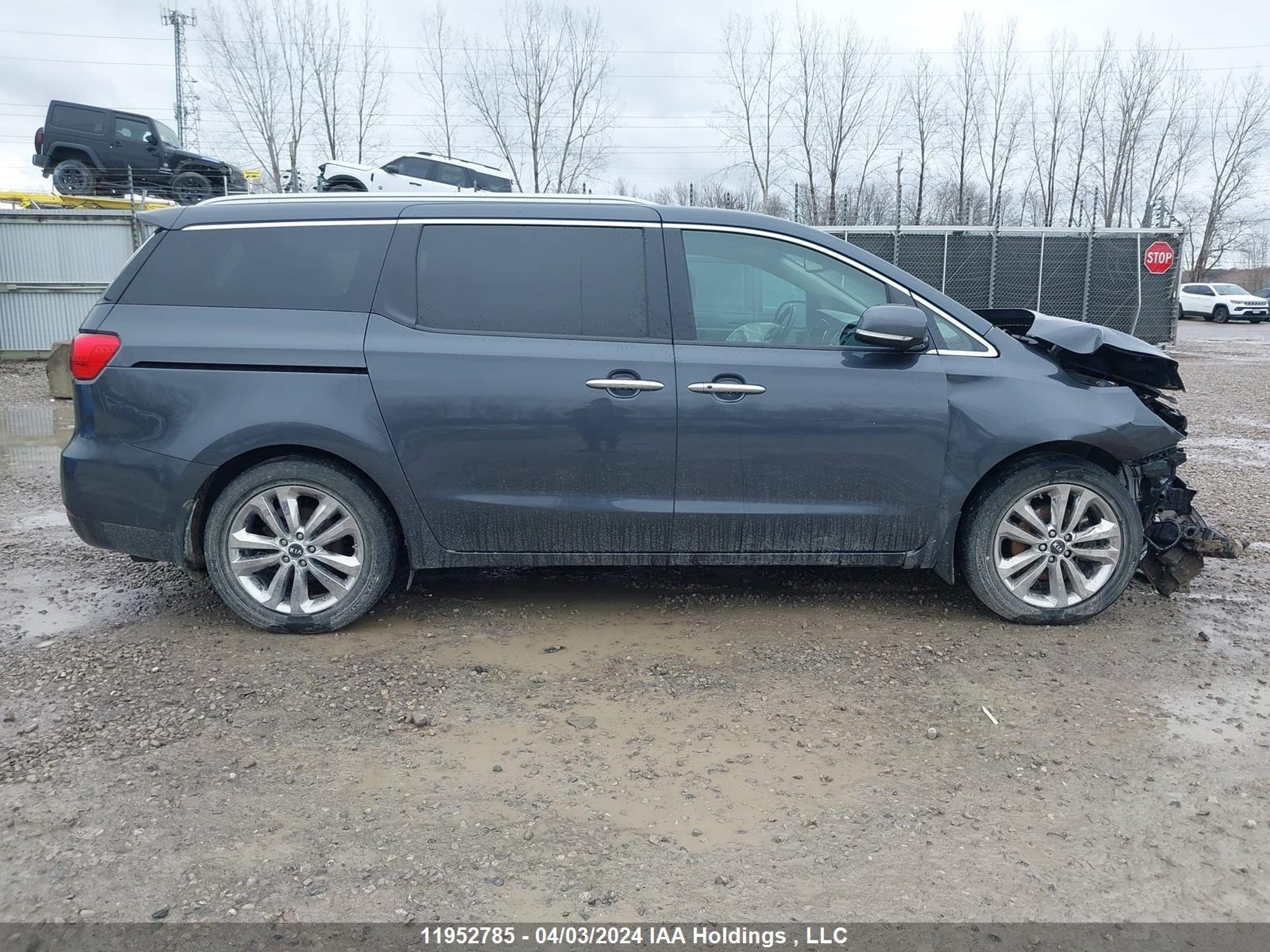 Photo 13 VIN: KNDMC5C13H6270455 - KIA SEDONA 