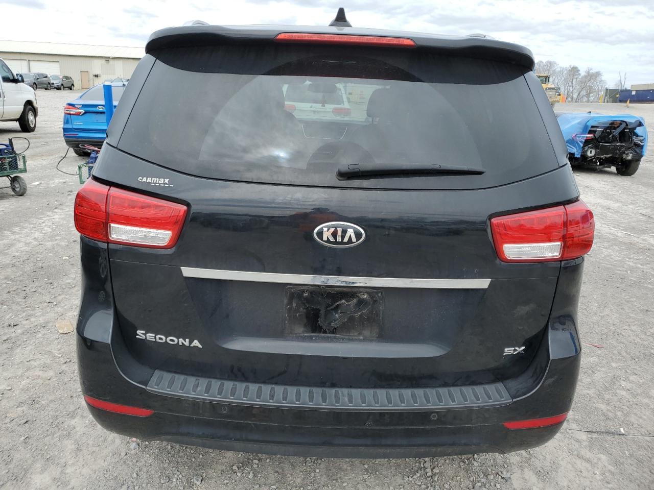 Photo 5 VIN: KNDMC5C13H6327852 - KIA SEDONA 