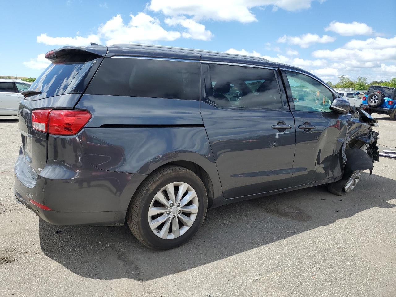 Photo 2 VIN: KNDMC5C13J6397860 - KIA SEDONA 