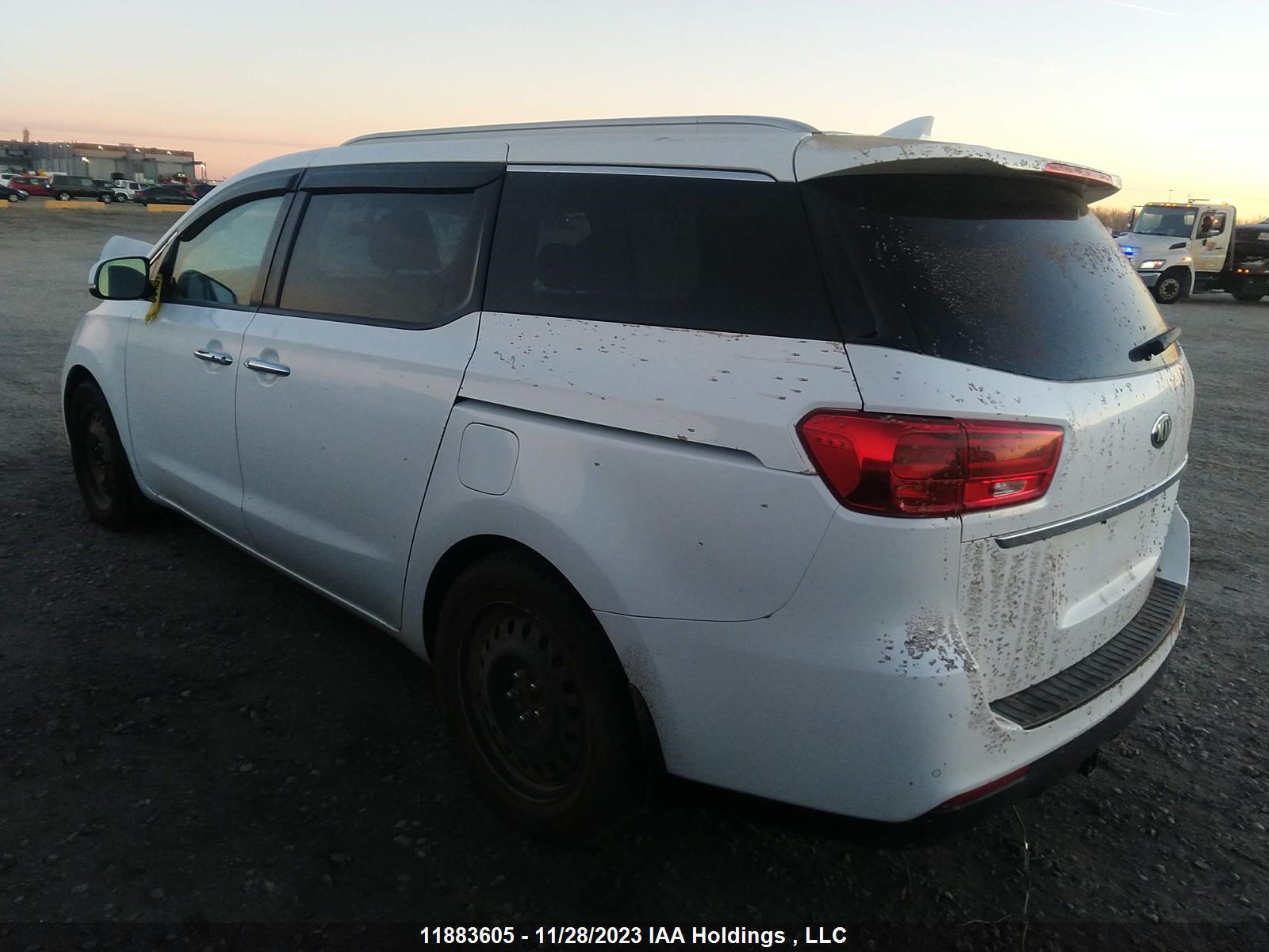 Photo 2 VIN: KNDMC5C13K6545913 - KIA SEDONA 