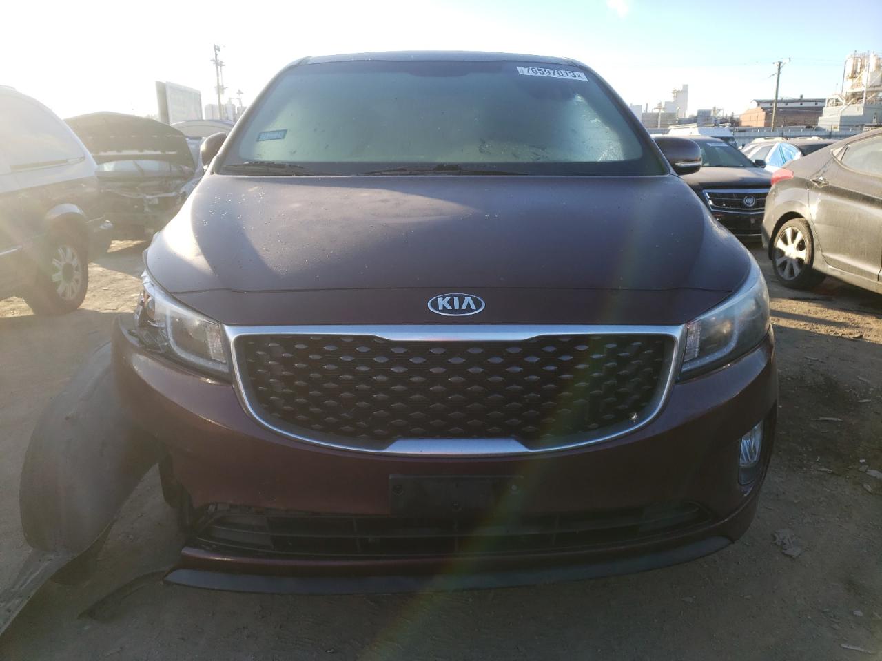 Photo 4 VIN: KNDMC5C17F6028068 - KIA SEDONA 