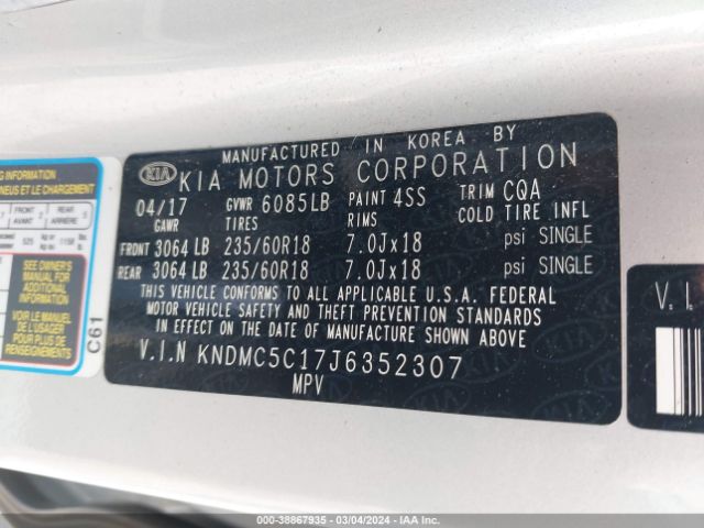 Photo 8 VIN: KNDMC5C17J6352307 - KIA SEDONA 