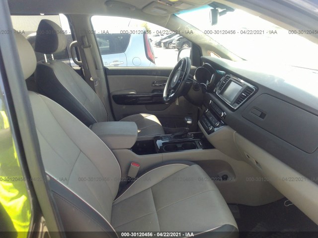 Photo 4 VIN: KNDMC5C18J6400283 - KIA SEDONA 