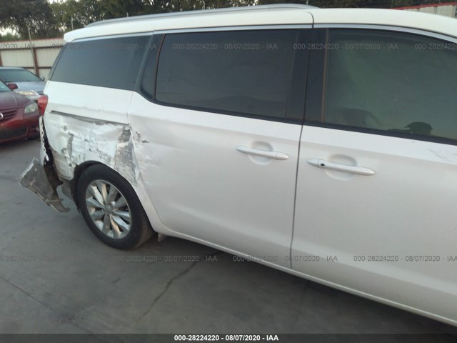 Photo 5 VIN: KNDMC5C19H6255751 - KIA SEDONA 