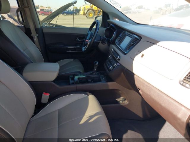 Photo 4 VIN: KNDME5C10G6142621 - KIA SEDONA 