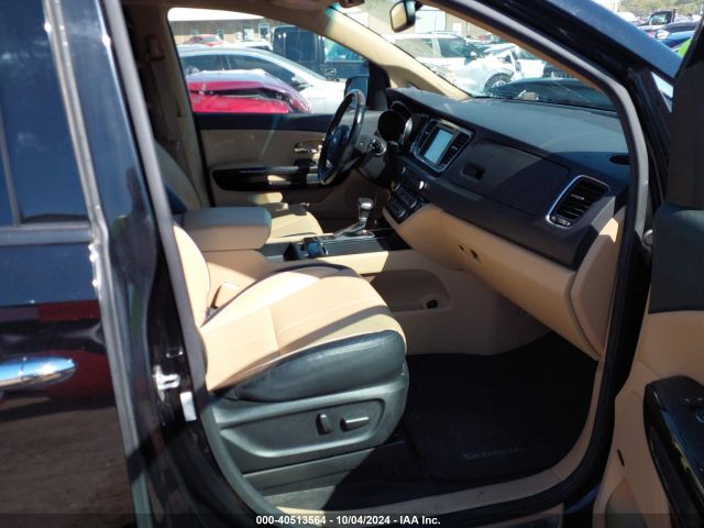 Photo 4 VIN: KNDME5C13J6403683 - KIA SEDONA 