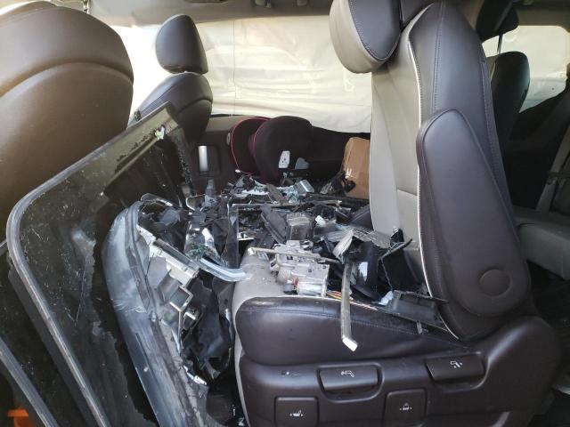 Photo 10 VIN: KNDME5C16F6033420 - KIA SEDONA 