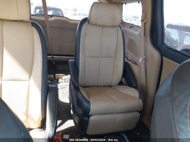 Photo 7 VIN: KNDME5C18F6025352 - KIA SEDONA 