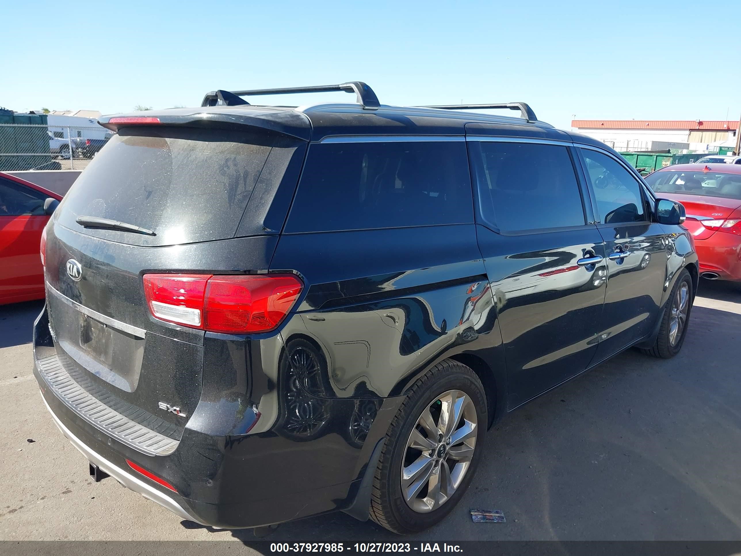 Photo 3 VIN: KNDME5C1XF6033145 - KIA SEDONA 