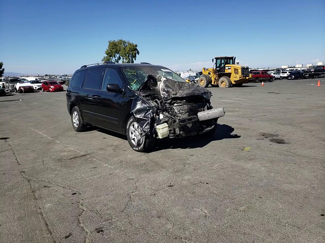 Photo 10 VIN: KNDMG4C32A6332935 - KIA SEDONA LX 