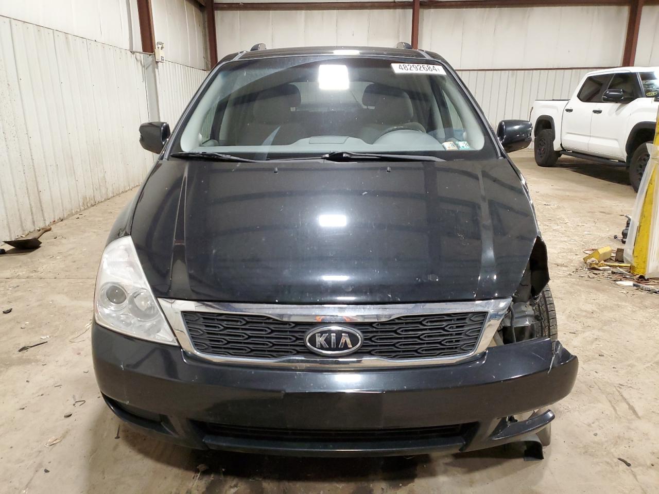 Photo 4 VIN: KNDMG4C70C6473038 - KIA SEDONA 