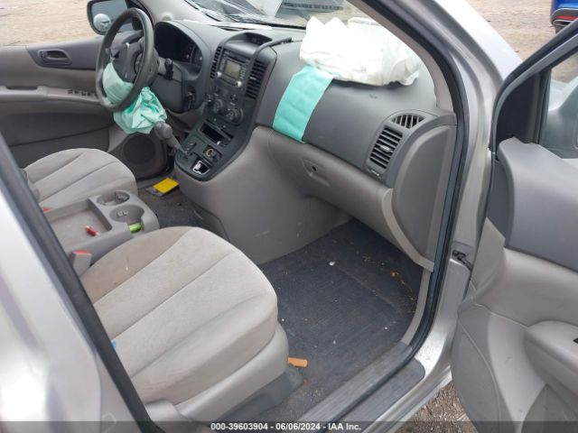 Photo 4 VIN: KNDMG4C71B6401277 - KIA SEDONA 