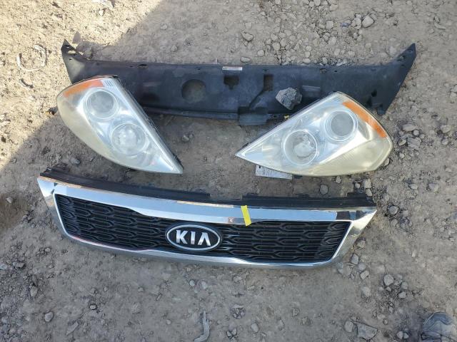 Photo 11 VIN: KNDMG4C71C6503177 - KIA SEDONA LX 