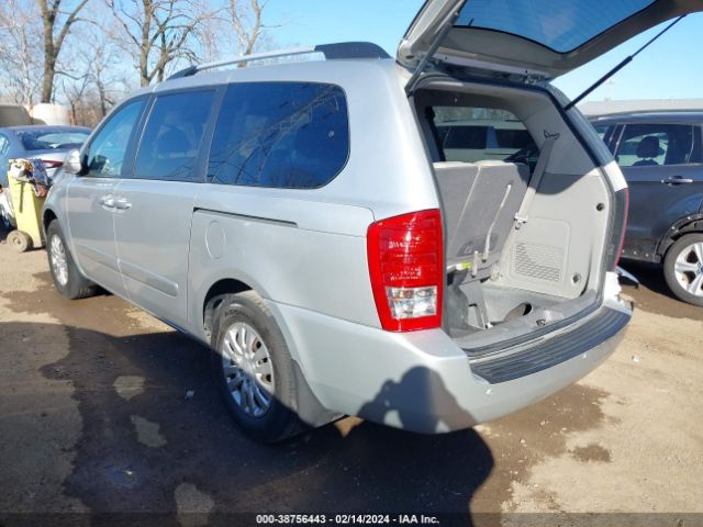 Photo 2 VIN: KNDMG4C71E6586967 - KIA SEDONA 