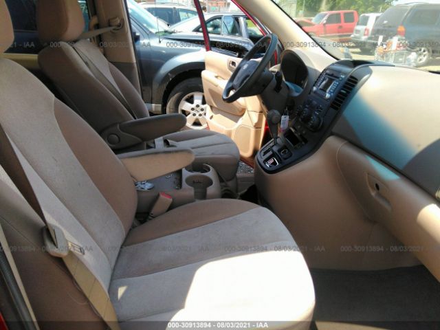 Photo 4 VIN: KNDMG4C72B6409999 - KIA SEDONA 