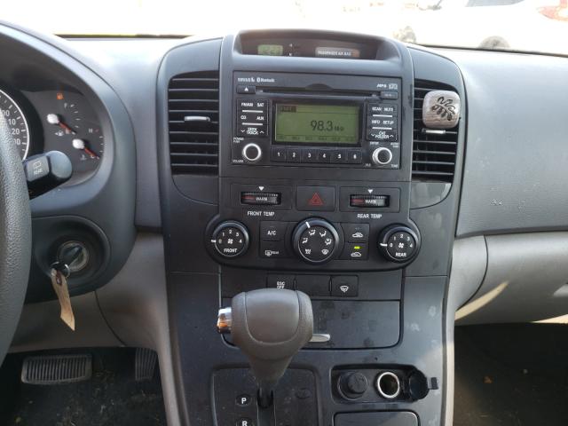 Photo 8 VIN: KNDMG4C72C6448903 - KIA SEDONA LX 