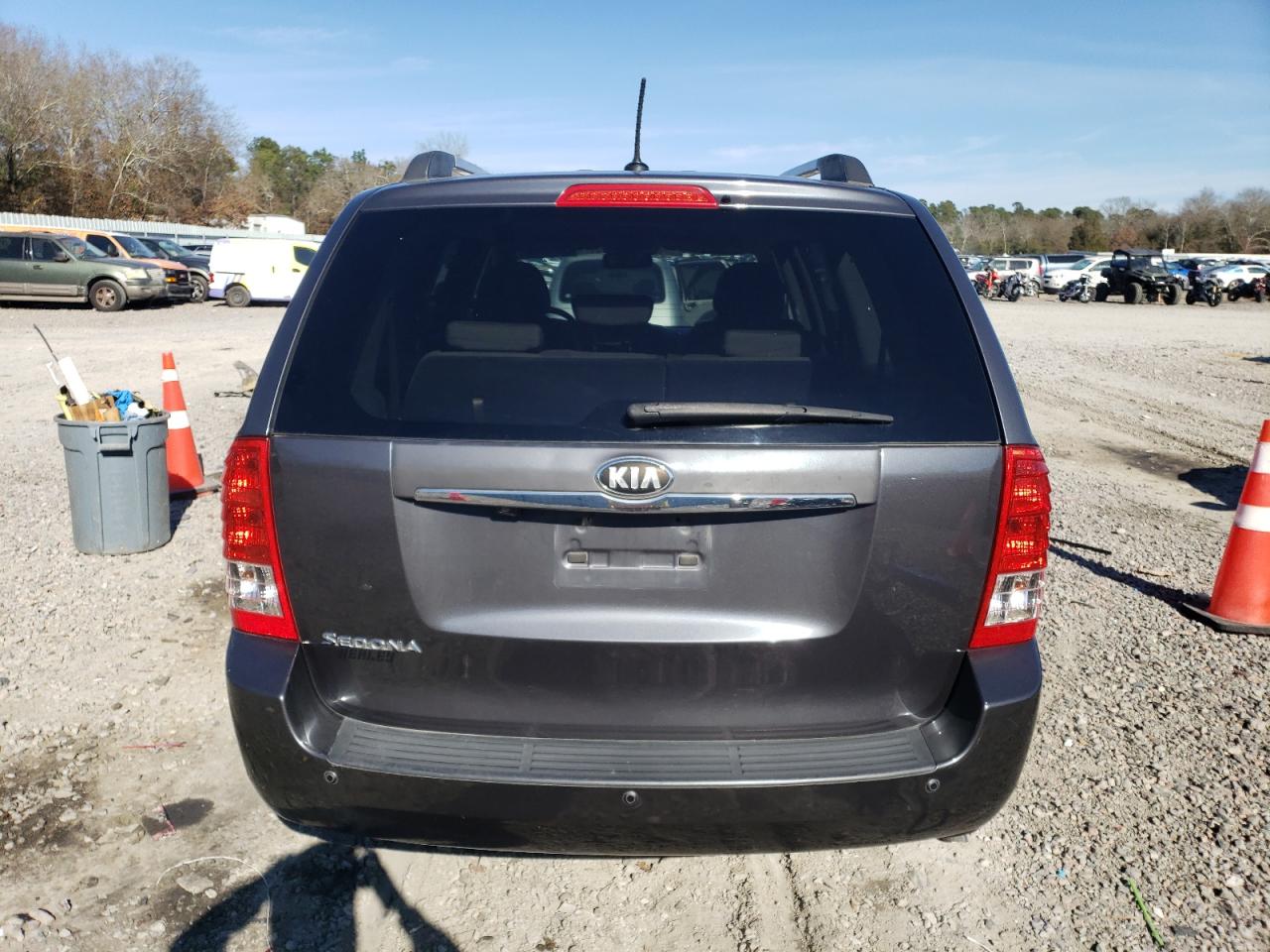 Photo 5 VIN: KNDMG4C72E6547711 - KIA SEDONA 