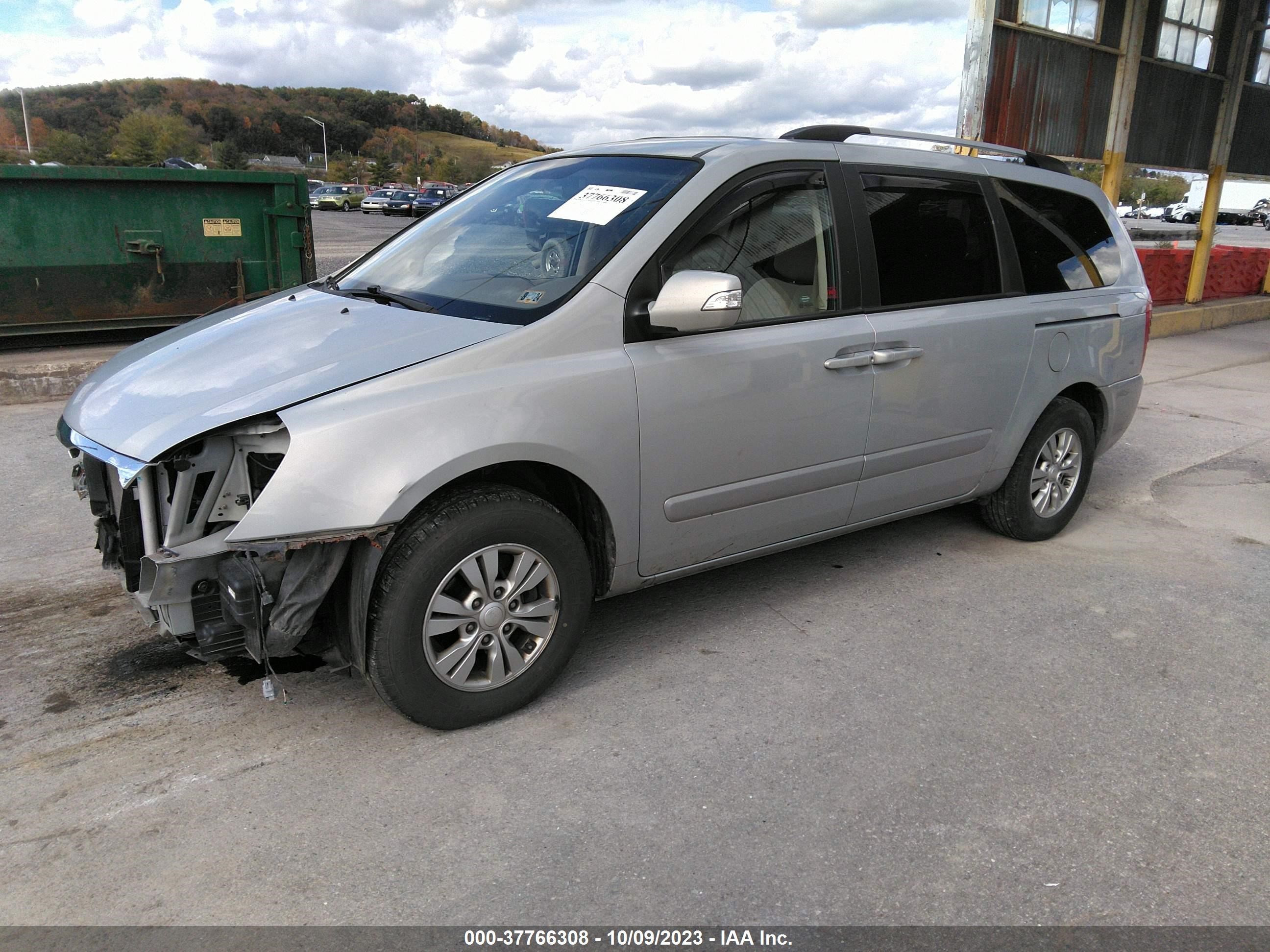 Photo 1 VIN: KNDMG4C73C6485278 - KIA SEDONA 