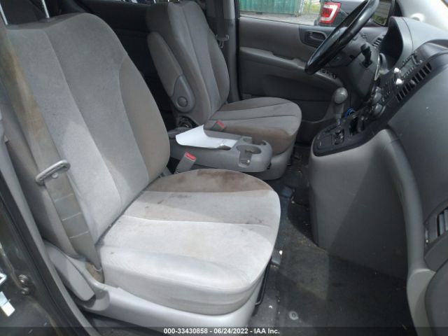 Photo 4 VIN: KNDMG4C74B6388346 - KIA SEDONA 