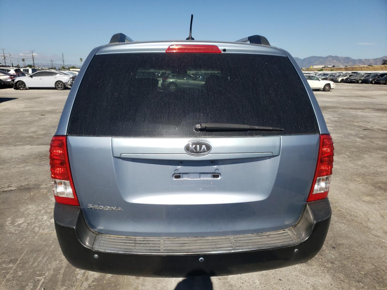 Photo 5 VIN: KNDMG4C74C6443699 - KIA SEDONA 