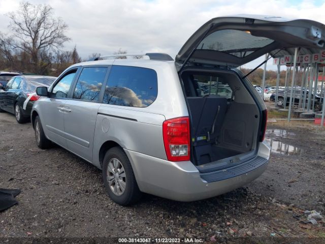 Photo 2 VIN: KNDMG4C74C6467792 - KIA SEDONA 