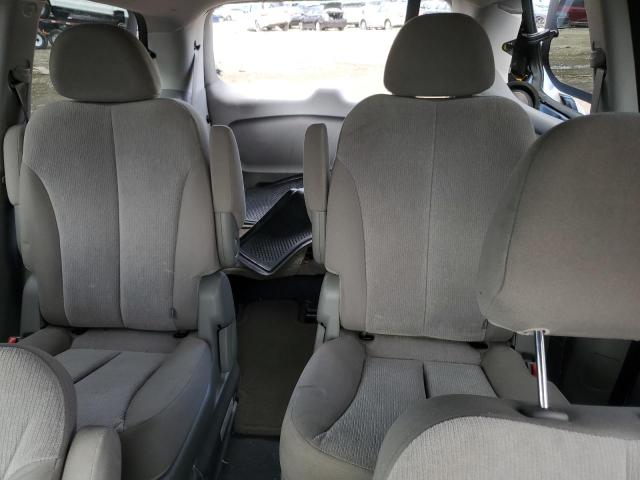 Photo 9 VIN: KNDMG4C75B6365805 - KIA SEDONA LX 