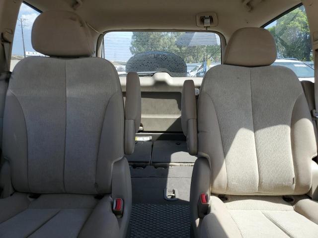 Photo 9 VIN: KNDMG4C75B6372298 - KIA SEDONA LX 