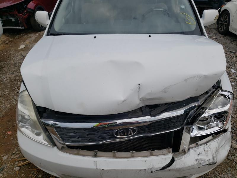 Photo 6 VIN: KNDMG4C75C6453772 - KIA SEDONA LX 