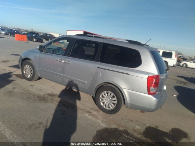 Photo 2 VIN: KNDMG4C76B6384704 - KIA SEDONA 